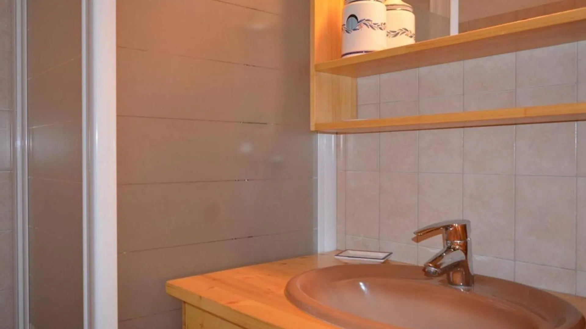 Appart. Cosy 2 Pieces, 6 Pers, Terrasse, Garage, Proche Pistes - Le Grand-Bornand - Fr-1-241-25 0*,  Frankreich